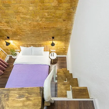 Brown Loft Apartment *