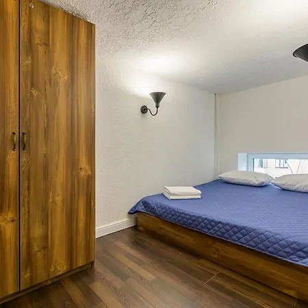 Апартаменты Brown Loft